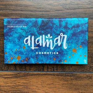 Alamar cosmetics blush trio